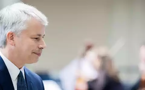 Nach den Worten von Verkehrsminister Bilger haben Bahnkunden und Steuerzahler einen Anspruch darauf, dass wirklich der Erfolg gemessen wird. (Archivbild)  - Foto: Christoph Soeder/dpa