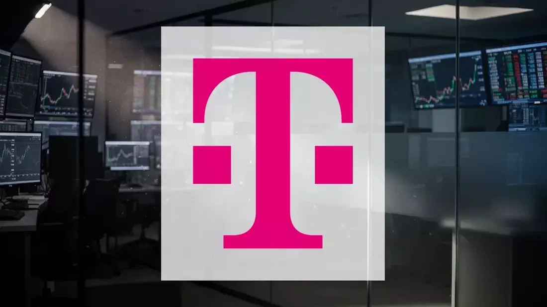 Deutsche Telekom Stock Rises 13.55% on Strong Q2, Buyback Boost, AI Investment Plans
