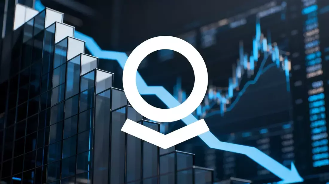 Palantir Surge Meets ARK Profit-Taking as Analysts Raise Targets to $245