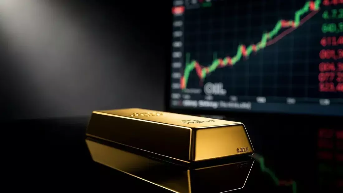 Gold Breaks $4,400 on Weak Jobs Data; CPI and Fed in Focus