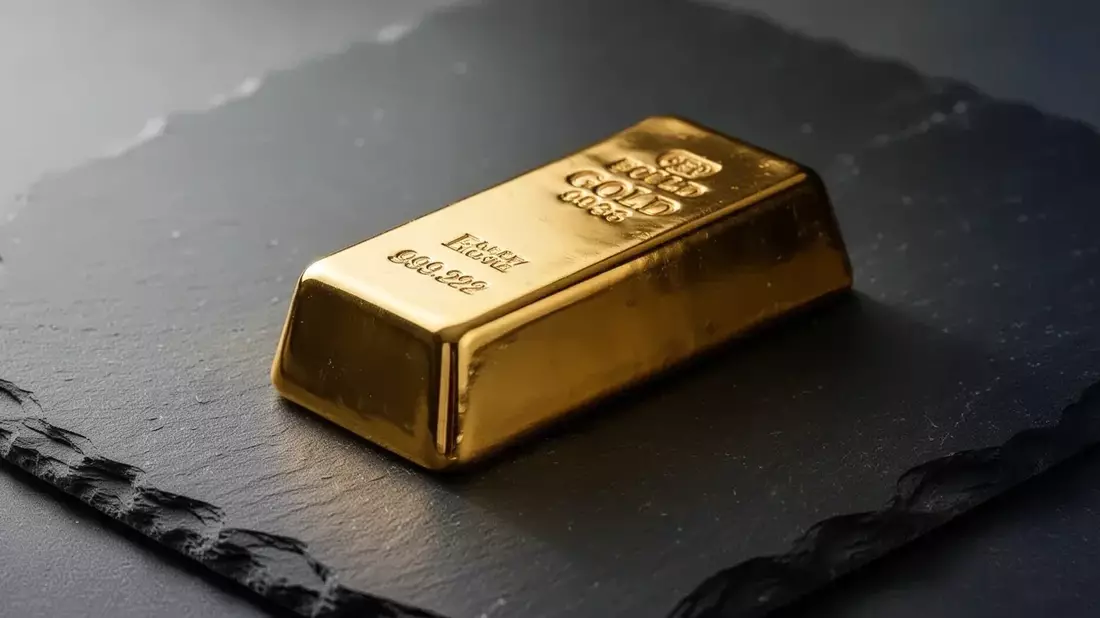 Gold Surges 7.4% on Weak US Jobs Data, Breaks Key Resistance