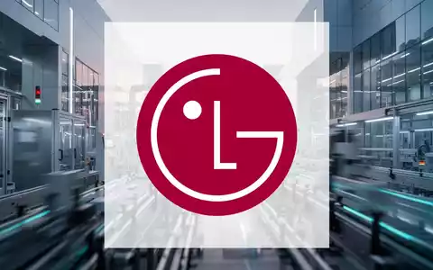 Moderne, hochtechnologische Industrieanlage in blauem Licht, die technisches Wachstum und industrielle GroĂauftrĂ€ge symbolisiert. - Foto: ĂŒber boerse-global.de