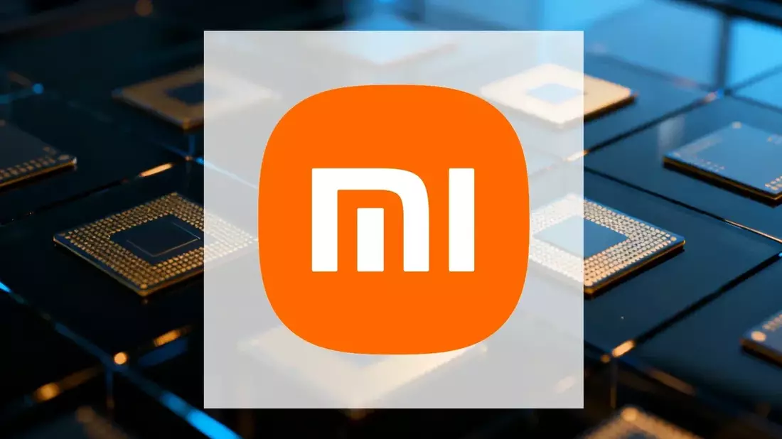 Xiaomi Q2 Earnings: EV Growth vs 30% Stock Drop, SkyNomad Pre-Orders Surge