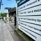 Coworking Spaces, Gyms, Wellness: Canggu hat sich ganz auf digitale Nomaden eingestellt. - Bild: Carola Frentzen/dpa