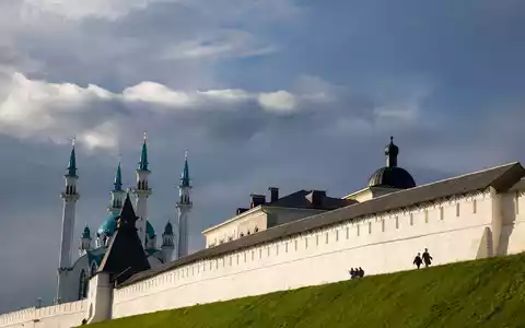 Die russische Teilrepublik Tatarstan meldet nach einem ukrainischen Drohnenangriff viele Tote und Verletzte. (Archivbild) - Foto: picture alliance / Christian Charisius/dpa