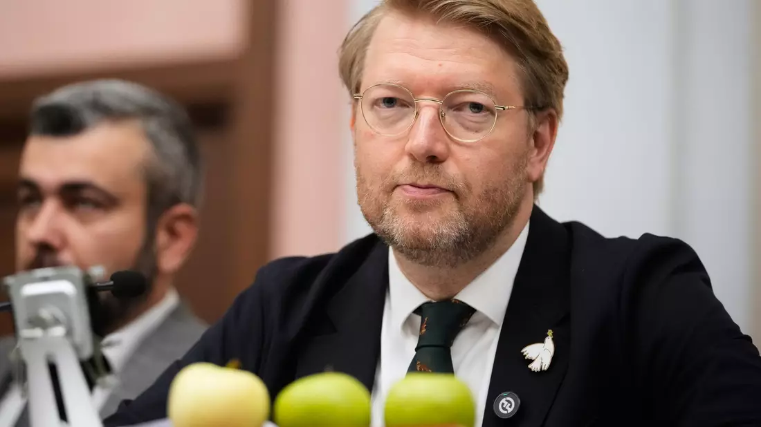 Der Chef der liberalen Oppositionspartei Jabloko, Nikolai Rybakow, verzeichnete zuletzt einen starken Zulauf für seine Partei. - Bild: Pavel Bednyakov/AP/dpa
