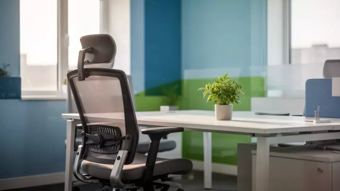 Gesundheitsförderung im Büro: KI-Entlastung und ergonomische Trends