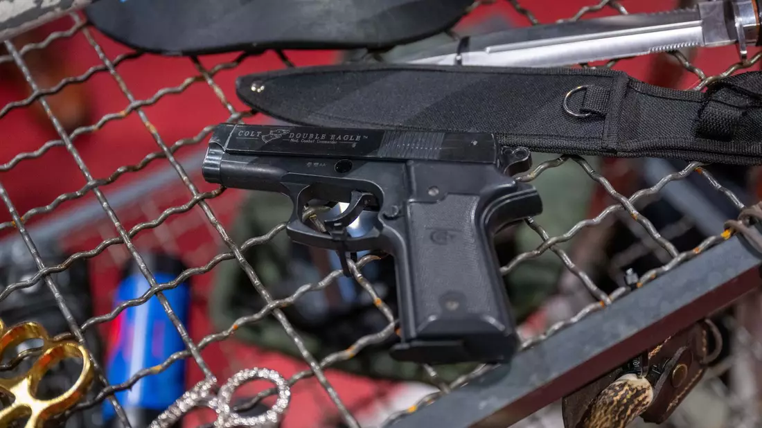 Laut BDK werden die Waffen zum Teil mit 3D-Druck hergestellt. (Archivbild) - Bild: Christophe Gateau/dpa