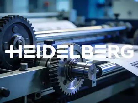 Abstrakte Darstellung moderner industrieller Fertigungstechnik und Maschinenbau in einer professionellen Werkshalle. - Foto: über boerse-global.de