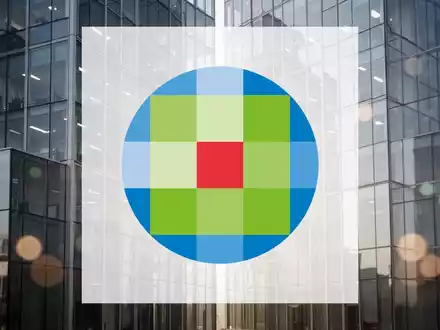 Abstrakte Darstellung von modernem Architektur-Wachstum und finanziellem Erfolg durch ein helles Bürogebäude. - Foto: über boerse-global.de
