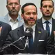 Der kolumbianische Präsident Abelardo de la Espriella wurde erst am Freitag vereidigt.  - Bild: Sebastian Barros/AP/dpa