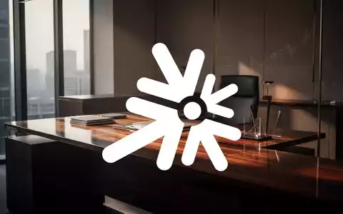 Ein minimalistischer, eleganter Schreibtisch in einem modernen Büro bei sanftem Morgenlicht. - Foto: über boerse-global.de