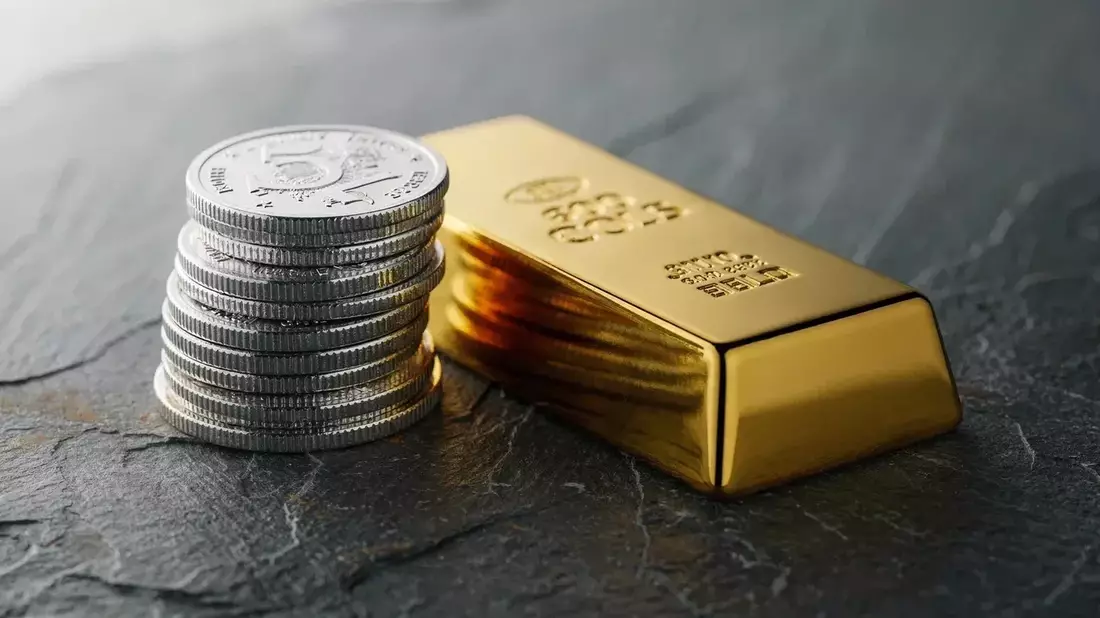 Gold Surges as Weak Jobs Data Reshapes Fed Rate Bets, China Demand Supports