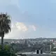 Über dem Ätna sind Aschewolken zu sehen. - Bild: Lena Klimkeit/dpa