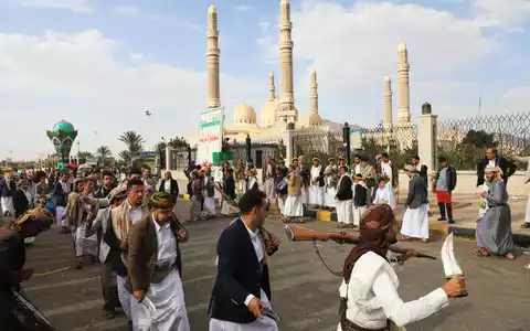 Der Krieg zwischen den Huthi im Jemen und Saudi-Arabien droht zu eskalieren. - Foto: Osamah Abdulrahman/AP/dpa