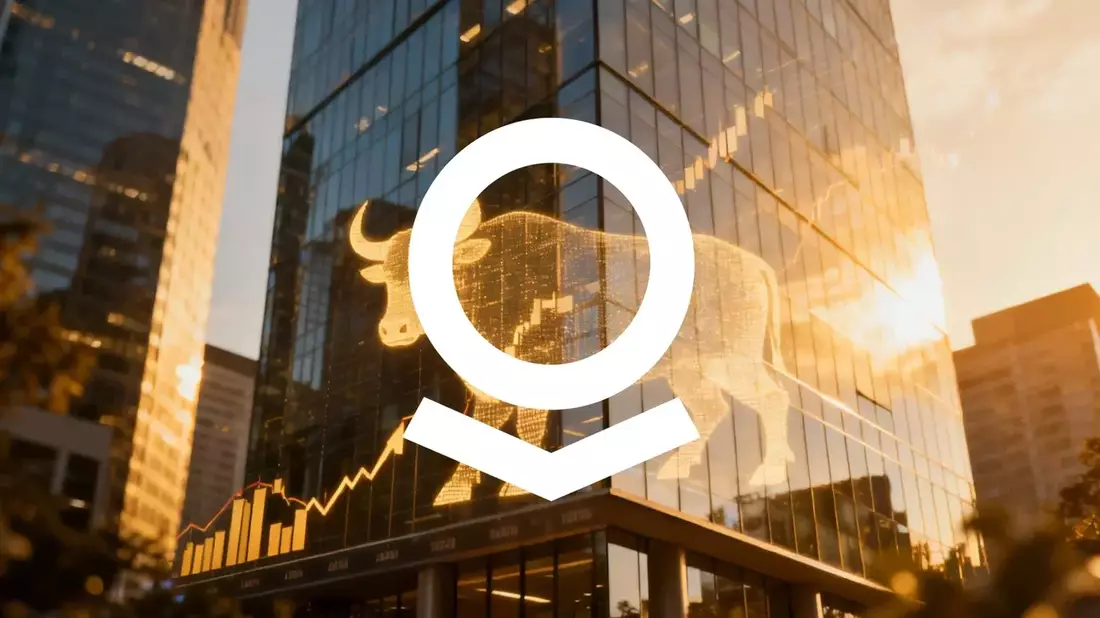 Palantir Insiders Sell $43.5M Amid Record Q2 Revenue and Price Target Hikes
