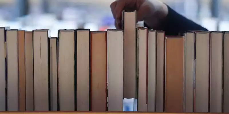 »Um die Literatur müssen wir uns derzeit keine Sorgen machen.» (Symbolbild) - Foto: Marcus Brandt/dpa