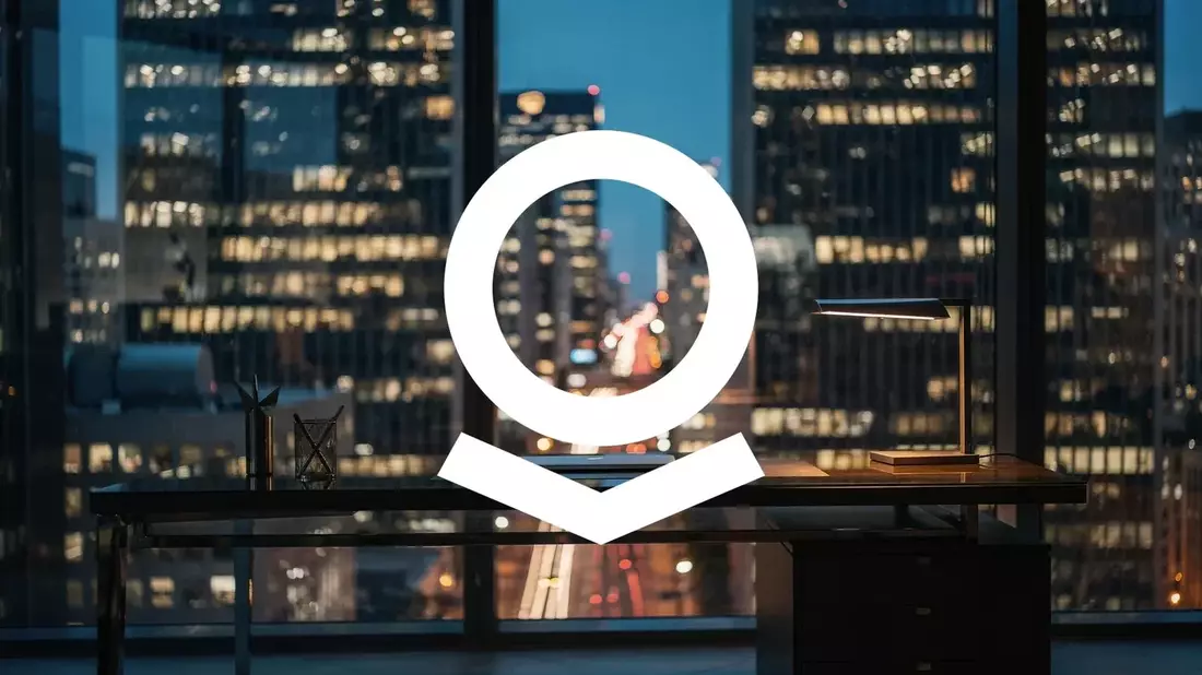 Palantir Stock Soars 33% on Q2 Earnings, But Insider Sales and Burry Short Raise Questions