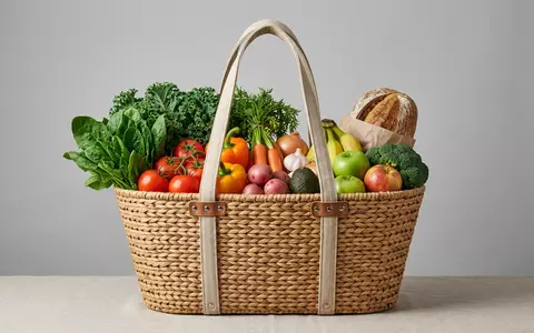 Fotorealistische Studioaufnahme von Lebensmittelmarkt zum Thema Carrefour Market, ISIN FR0000120172, klare Lichtfuehrung - Foto: THN