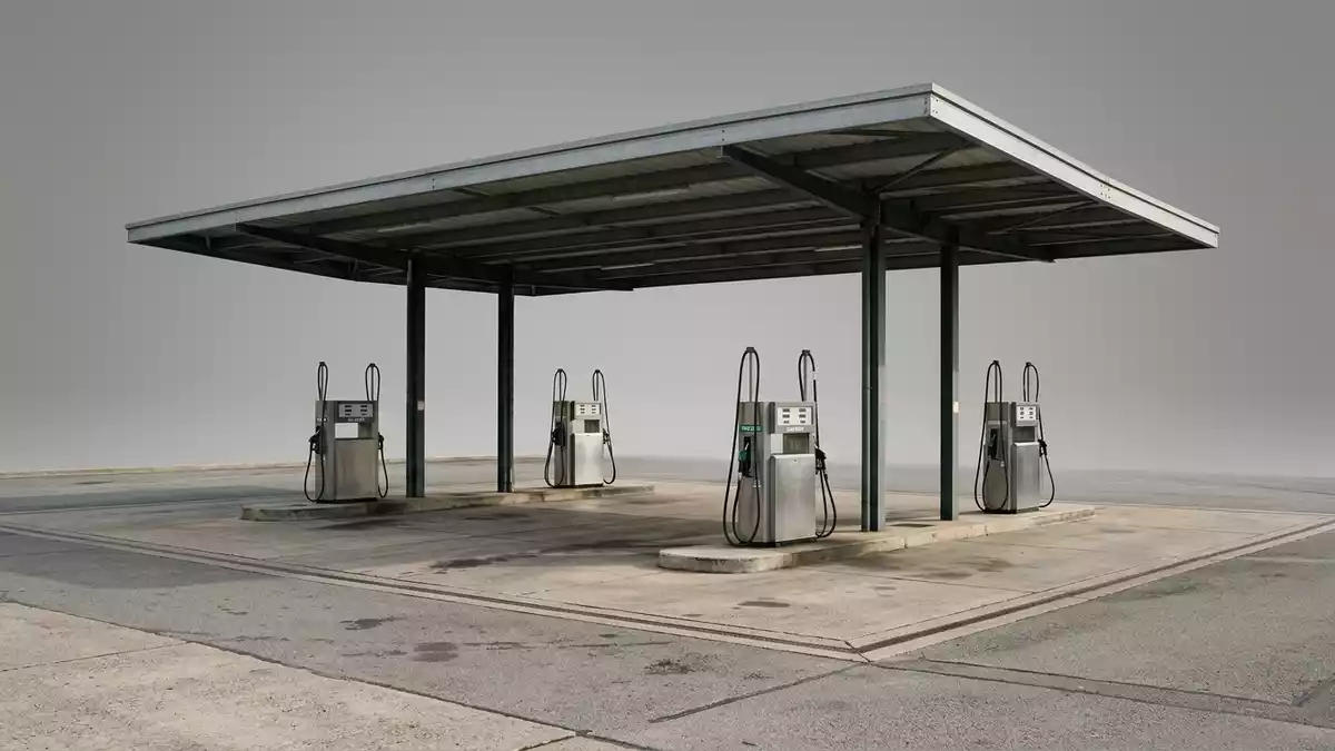 Fotorealistische Studioansicht von Tankstellenanlage in neutraler Produktdarstellung