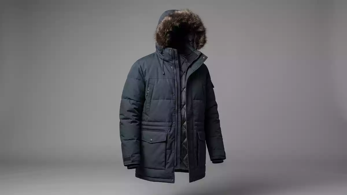 Fotorealistische Studioansicht von Winterparka in neutraler Produktdarstellung