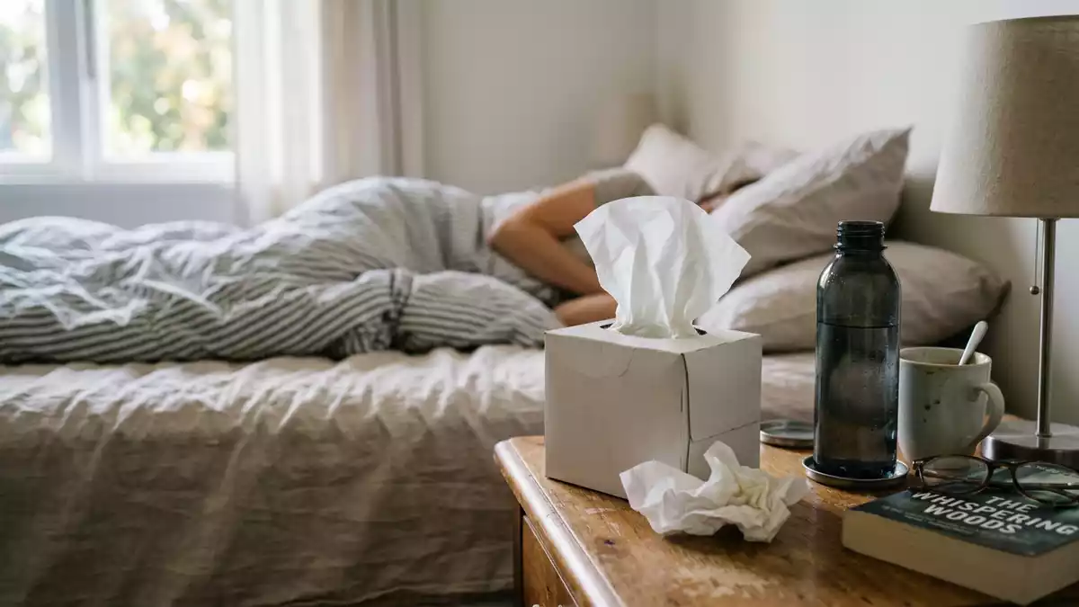 Fotorealistische Ansicht von Kosmetiktücher im Schlafzimmer in realer Umgebung
