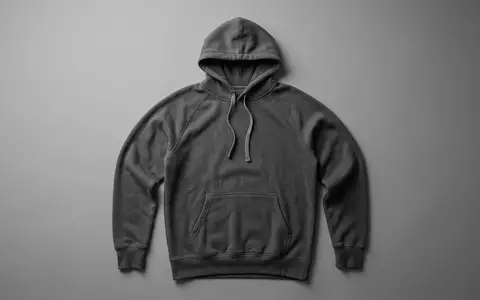 Fotorealistische Studioaufnahme von Kapuzenpullover zum Thema Gap Hoodie, ISIN US3647601065, klare Lichtfuehrung - Foto: THN