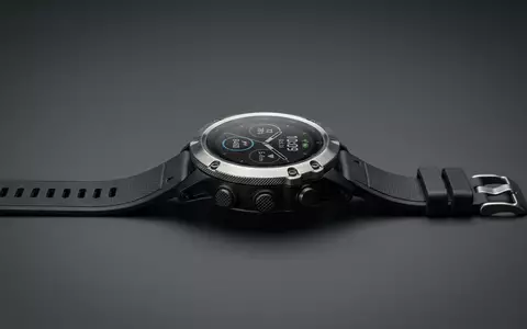 Fotorealistische Studioaufnahme von Sportuhr zum Thema Garmin Fenix 7, ISIN CH0114405324, klare Lichtfuehrung - Foto: THN