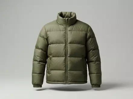 Fotorealistische Studioaufnahme von Daunenjacke zum Thema Moncler Daunenjacke, ISIN IT0004965148, klare Lichtfuehrung - Foto: THN