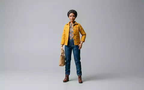 Fotorealistische Studioaufnahme von Modepuppe zum Thema Barbie Puppe, ISIN US5770811025, klare Lichtfuehrung - Foto: THN