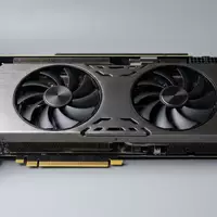 Fotorealistische Studioaufnahme von Grafikkarte zum Thema GeForce RTX 4070, ISIN US67066G1040, klare Lichtfuehrung - Foto: THN
