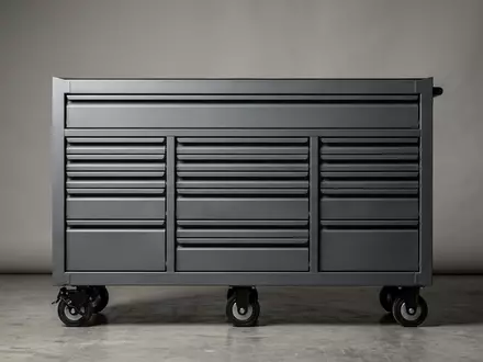 Fotorealistische Studioaufnahme von Werkzeugwagen zum Thema Snap-on Werkzeugwagen, ISIN US8330341012, klare Lichtfuehrung - Foto: THN