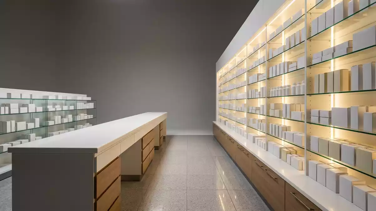 Fotorealistische Studioansicht von Apotheke in neutraler Produktdarstellung, neutral