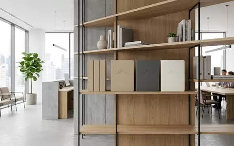 Architektur-Render im Versicherungsbüro mit Hausratversicherung zum Thema Zurich Hausrat, ISIN CH0011075394, neutrales Tageslicht - Foto: THN