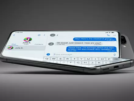 Fotorealistische Studioaufnahme von Nachrichten-App zum Thema WeChat App, ISIN HK0700003553, klare Lichtfuehrung - Foto: THN