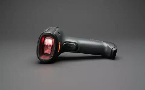 Fotorealistische Studioaufnahme von Handscanner zum Thema Zebra Barcode Scanner, ISIN US98980G1022, klare Lichtfuehrung - Foto: THN