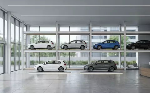 Architektur-Render im Autohaus mit Kompaktwagen zum Thema VW Golf 8, ISIN DE0007664039, neutrales Tageslicht - Foto: THN