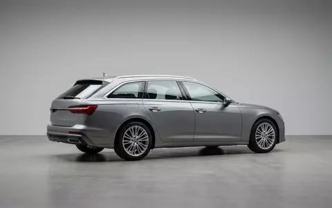 Fotorealistische Studioaufnahme von Mittelklasse-Kombi zum Thema Volvo V60, ISIN SE0016844831, klare Lichtfuehrung - Foto: THN