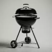 Fotorealistische Studioaufnahme von Kugelgrill zum Thema Home Depot Grill, ISIN US4370761029, klare Lichtfuehrung - Foto: THN
