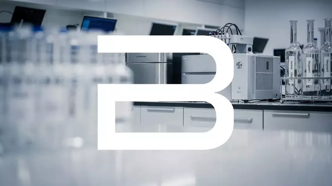 BioNTech Faces Downgrade, Revenue Cut, and CEO Transition Amid COVID Decline