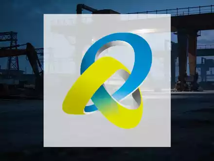 Düstere Industrielandschaft mit schweren Baumaschinen bei Dämmerung, symbolisiert wirtschaftliche Flaute. - Foto: über boerse-global.de