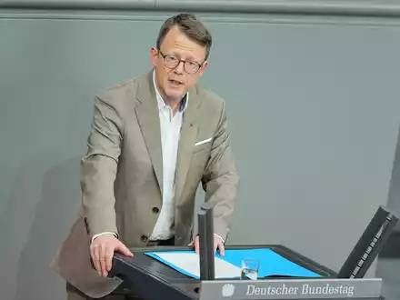 Aus Sicht von Linken-Politiker Ulrich Thoden gibt aus guten Gründen das Trennungsgebot von Polizei und Nachrichtendiensten. (Archivbild) - Foto: Michael Kappeler/dpa