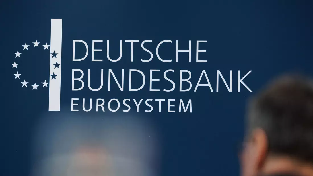Bei der Bundesbank sorgt eine Sparmaßnahme für Ärger (Archivbild) - Bild: Hannes P. Albert/dpa
