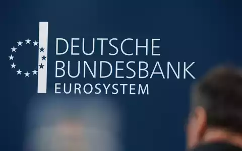 Bei der Bundesbank sorgt eine Sparmaßnahme für Ärger (Archivbild) - Foto: Hannes P. Albert/dpa