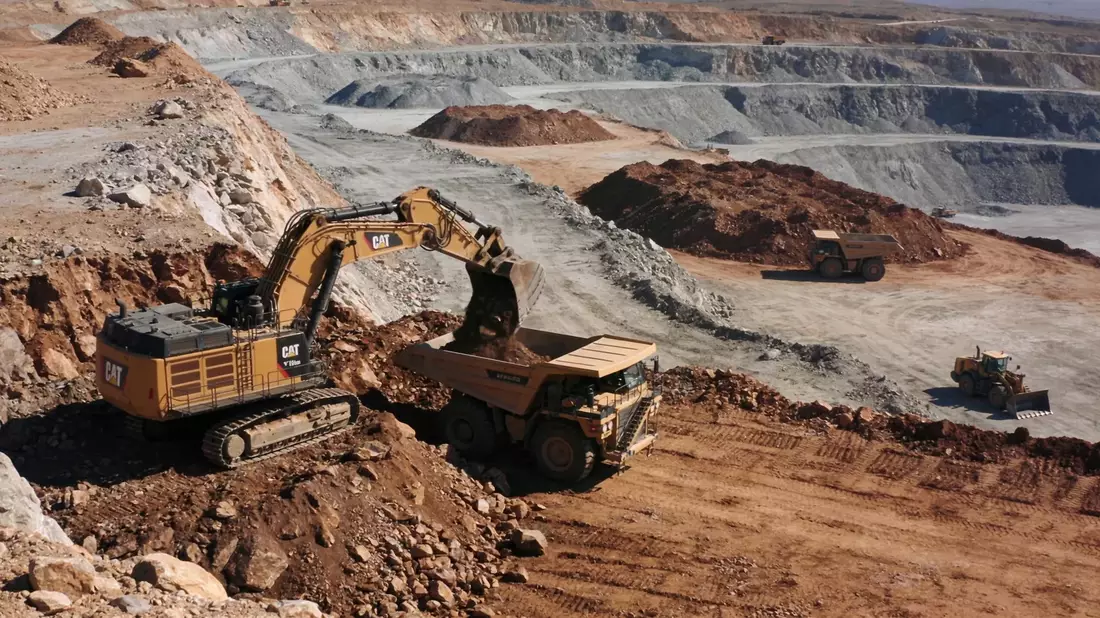 European Lithium: Fusionspartner erhält Abstufung, Tanbreez-Projekt verzögert sich