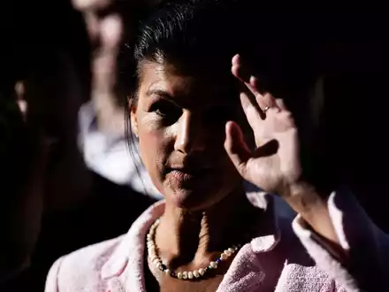 BSW-Gründerin Sahra Wagenknecht hofft auf den Sprung ihrer Partei in den Magdeburger Landtag. (Archivbild) - Foto: Christoph Soeder/dpa