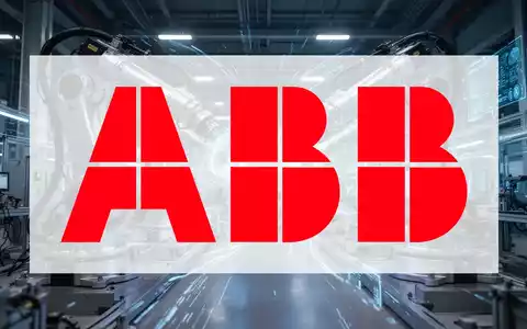 Moderne automatisierte Industrieanlage mit Roboterarmen und digitaler Datenvisualisierung als Symbol für industrielle Effizienz. - Foto: über boerse-global.de