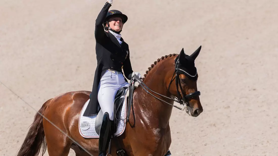 Katharina Hemmer baute die Führung aus. - Bild: Rolf Vennenbernd/dpa