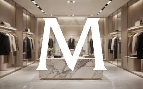 Elegantes, minimalistisches Interieur einer Luxus-Boutique in gedimmtem, atmosphärischem Licht. - Foto: über boerse-global.de
