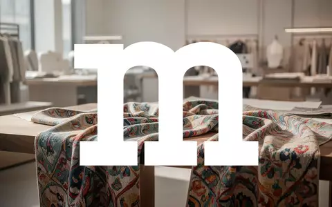 Abstrakte Darstellung eines modernen Textildesign-Ateliers mit gemusterten Stoffen in einer luxuriösen, hellen Umgebung. - Foto: über boerse-global.de